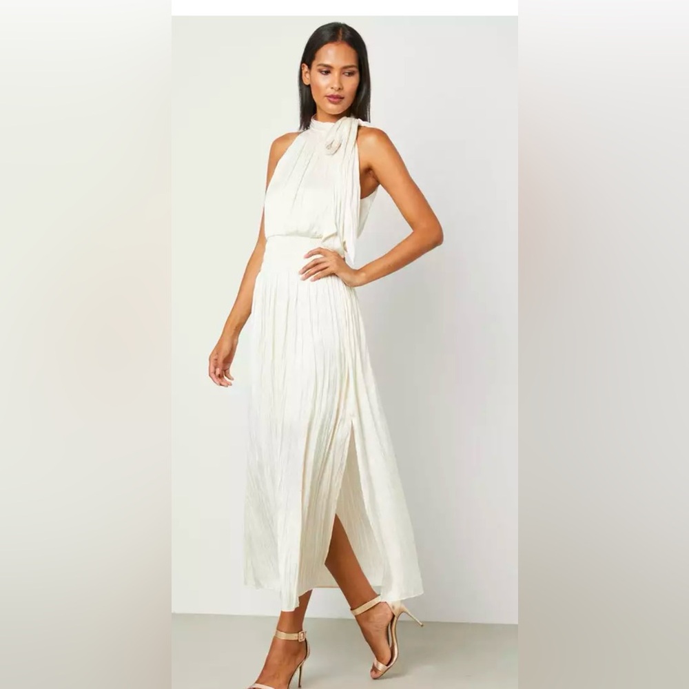 BCBG MAXAZARIA Xenia Sleeveless Dress 
Color: Gardenia
